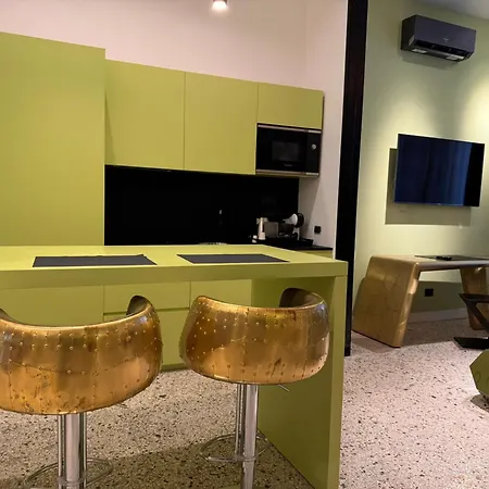 Palazzo Sebeto Aparthotel *