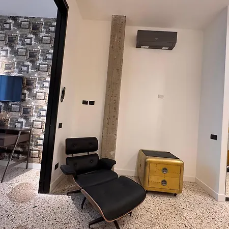 Palazzo Sebeto Aparthotel *
