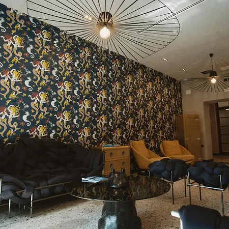 Palazzo Sebeto Apartahotel