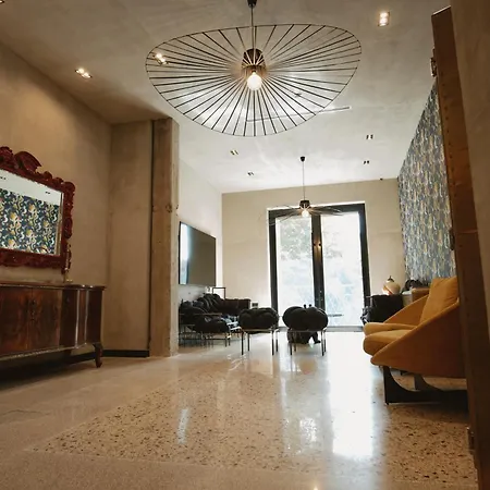 Palazzo Sebeto 4* Nápoles