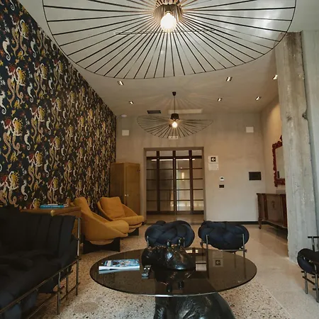 Apartahotel Palazzo Sebeto 4*