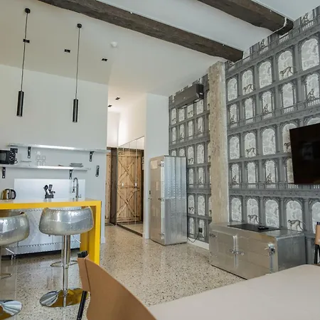 Apartahotel Palazzo Sebeto Nápoles