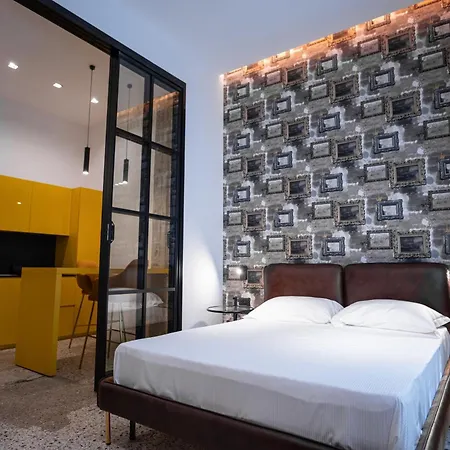 Palazzo Sebeto 4* Nápoles