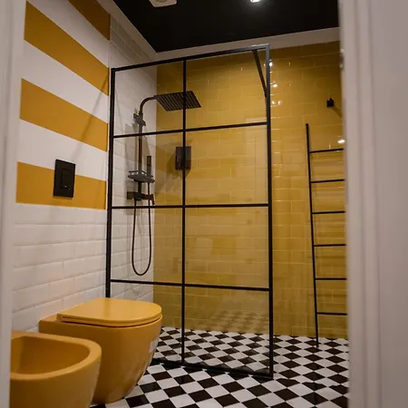 Palazzo Sebeto 4* Nápoles