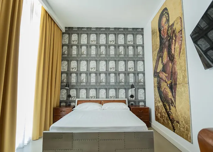 Palazzo Sebeto 4* Неаполь