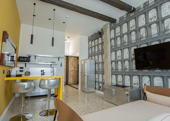 Апарт-отель Palazzo Sebeto Неаполь