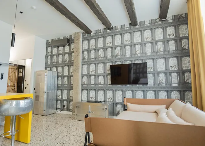 Palazzo Sebeto Апарт-отель Неаполь