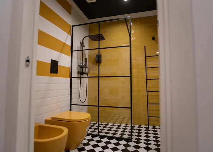 Palazzo Sebeto 4* Неаполь